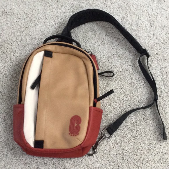 Coach🐞🐞🐞 tan and red backpack